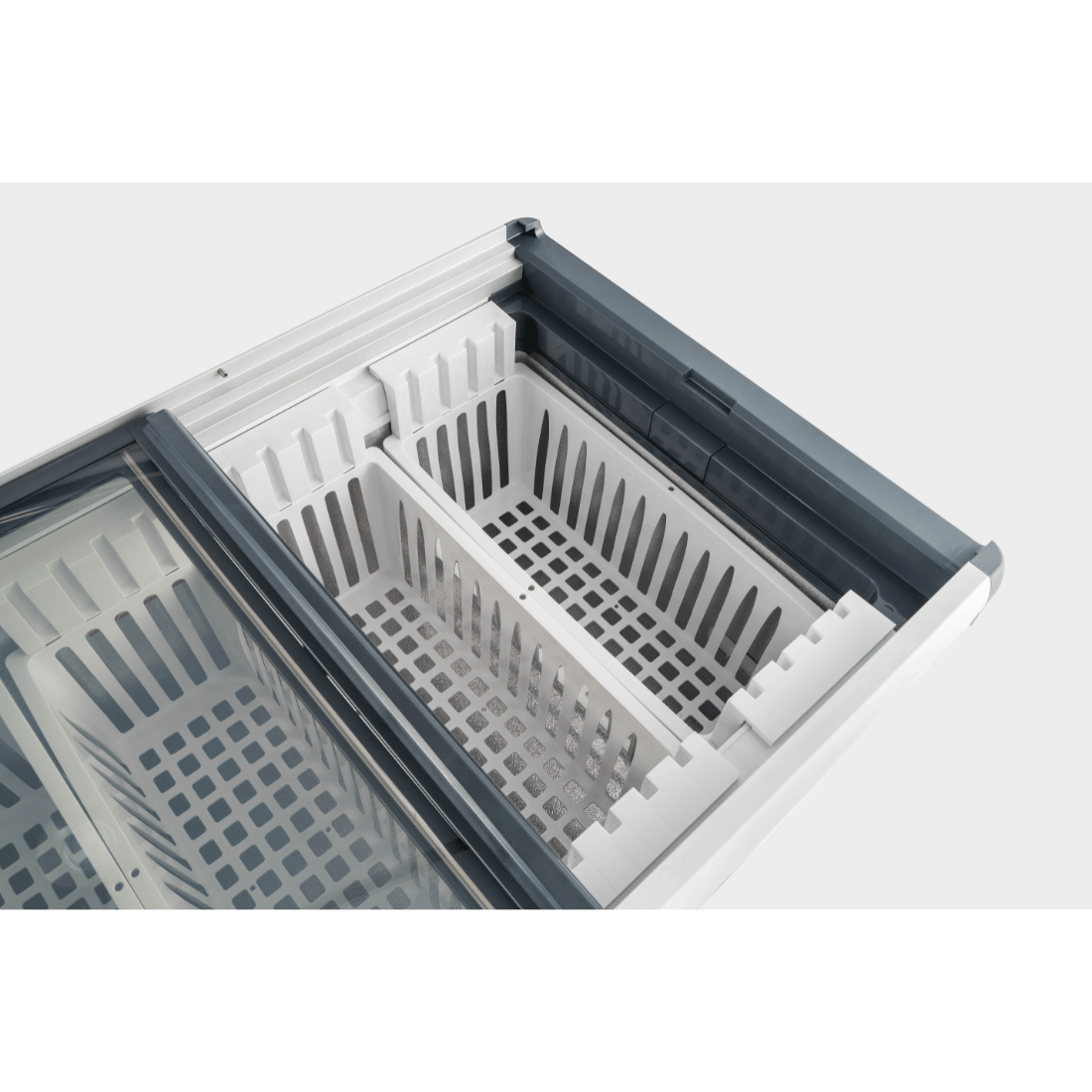 Thermaster 586L Chest Freezer With Flat Glass Sliding Lids WD586G glass cover open