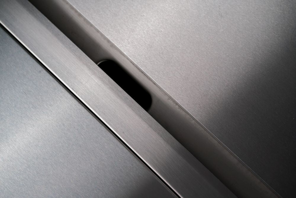 Cookrite AT80G9G gas griddle — side profile showing 800mm depth