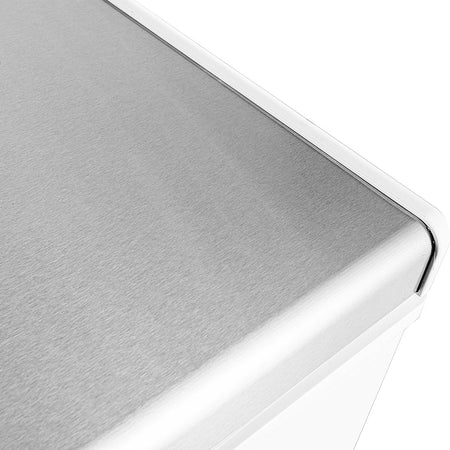 Thermaster BD600F chest freezer — rating plate and power cord detail